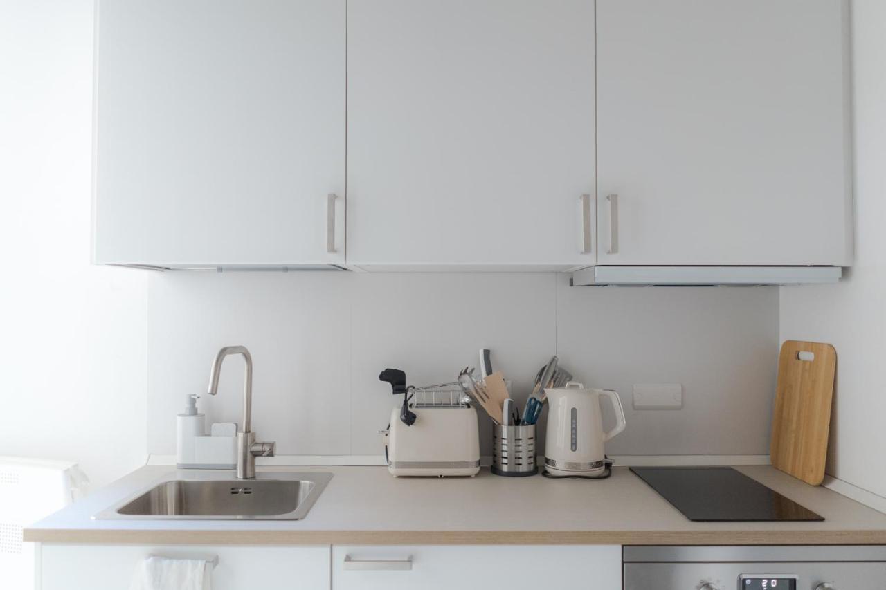 White Ostilia Apartments — Photos 2